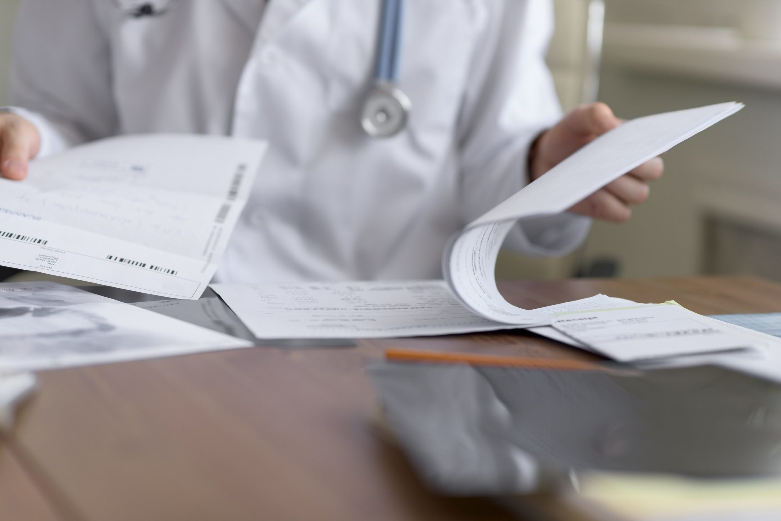 Ein Patient verprügelt einen Arzt in einem Gesundheitszentrum in Marratxí „wild“.