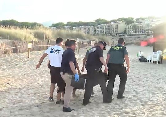"Wir haben gesehen, wie Rauch aus einem Badegast kam, wir sind gegangen und es war total verbrannt"
